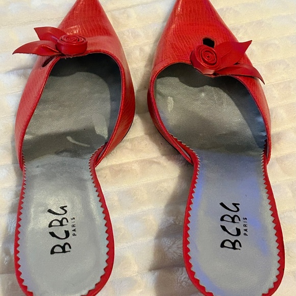 BCBG Shoes - Picture 5 of 8